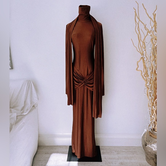 NWT SLEEK AND BEAUTIFUL CHOCOLATE BROWN LONG SLEEVED DRESS WITH OPTIONAL WRAP π - Picture 4 of 16